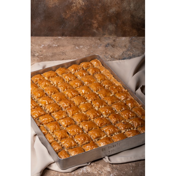geleneksel cevizli tatlı, bayram baklavası, ev usulü baklava